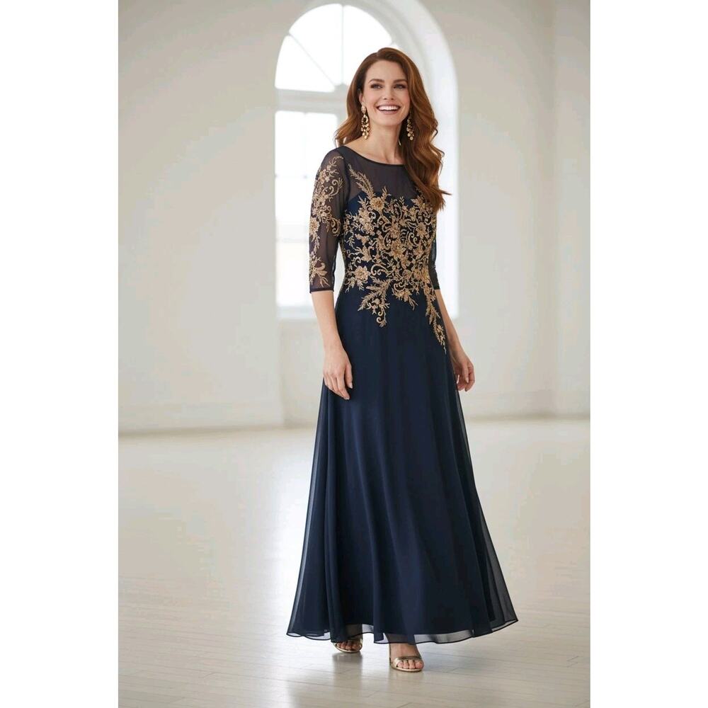 Betsy & Adam Brooklyn Gown Sz 4 Navy Embroidered Beaded 3/4 Prom Formal Wedding